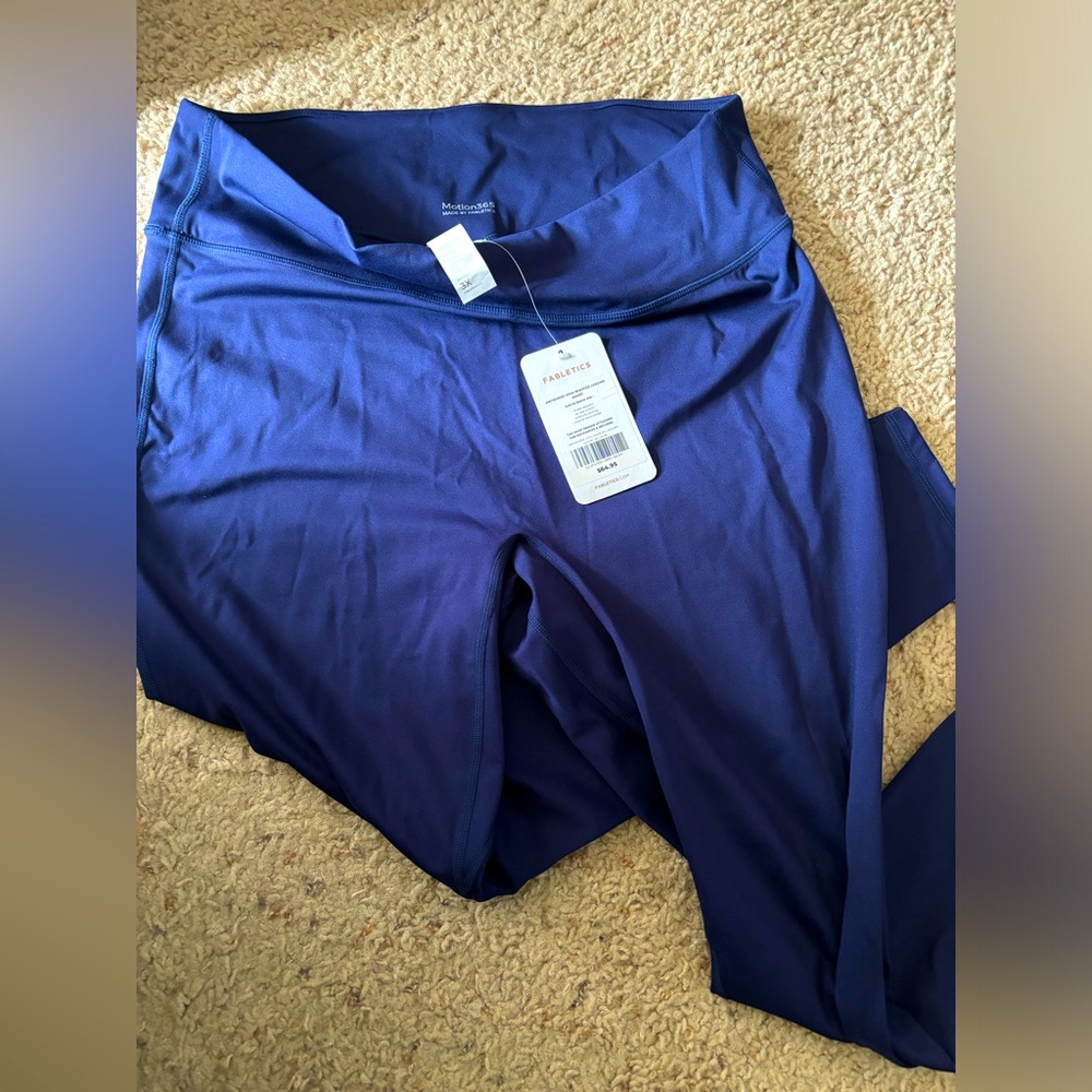 NWT Fabletics anywhere high waisted legging